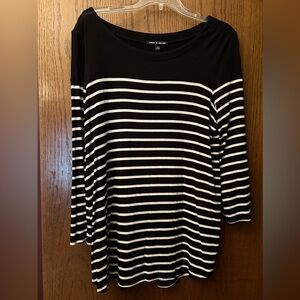 Cable & Gauge Cute Soft Stretchy Top